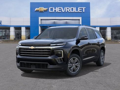 New 2026 Chevrolet Traverse LT w/ Driver Confidence Package FWD image 6