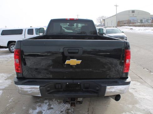 Used 2014 Chevrolet Silverado 2500 LT w/ Convenience Package image 2