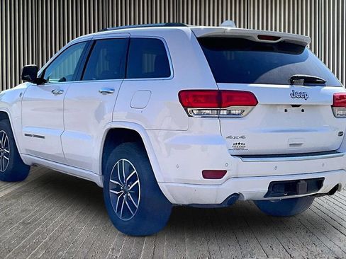 Used 2020 Jeep Grand Cherokee Overland AWD/4WD image 11