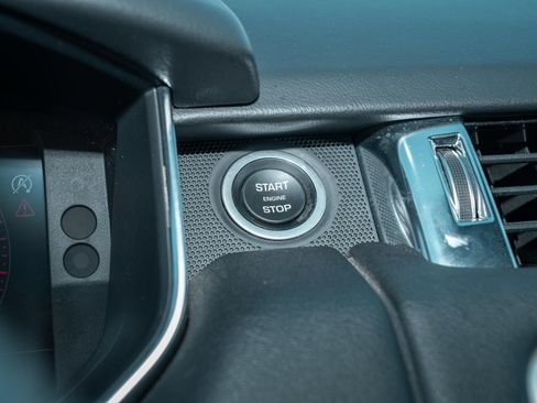 Used 2022 Land Rover Range Rover Sport HST image 28