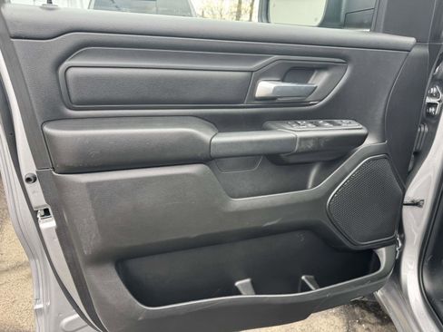 Certified 2025 RAM 1500 Tradesman w/ Night Edition AWD/4WD image 17