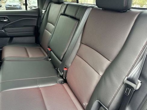 New 2026 Honda Ridgeline Black Edition image 13