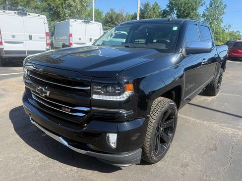 Used 2018 Chevrolet Silverado 1500 LTZ Z71 w/ LTZ Plus Package AWD/4WD image 7