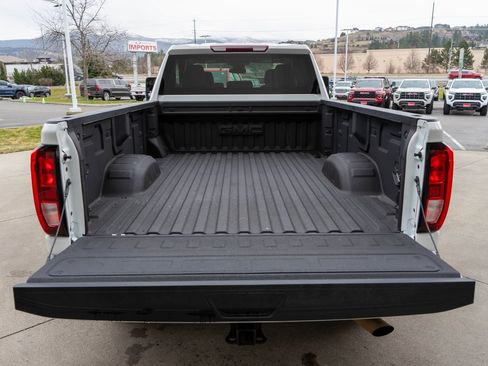 Used 2024 GMC Sierra 3500 SLE w/ SLE Convenience Package image 30