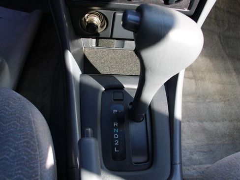 Used 1997 Toyota Camry LE image 8