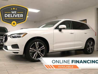 Used 2019 Volvo XC60 T5 Momentum w/ Premium Package