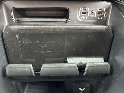 Used 2020 RAM 2500 Limited AWD/4WD image 27