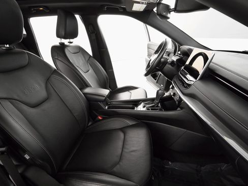 Certified 2022 Jeep Compass High Altitude image 12