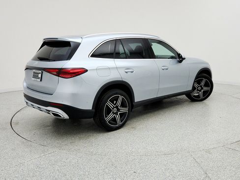 New 2026 Mercedes-Benz GLC 300 image 5