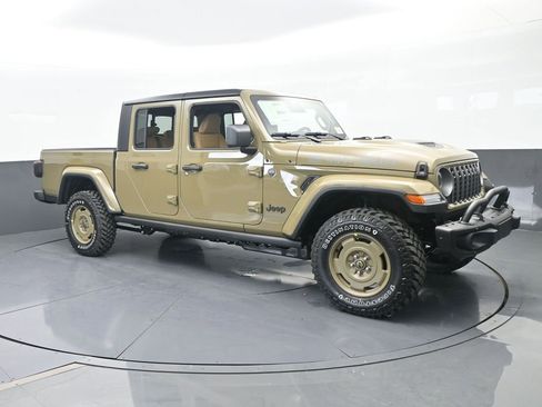 New 2026 Jeep Gladiator Willys AWD/4WD image 8