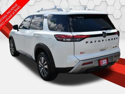 Used 2023 Nissan Pathfinder SL w/ Lighting Package (N92) AWD/4WD image 3