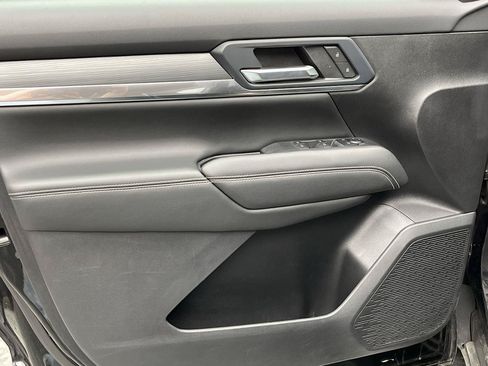 Certified 2025 GMC Terrain Elevation AWD/4WD image 7