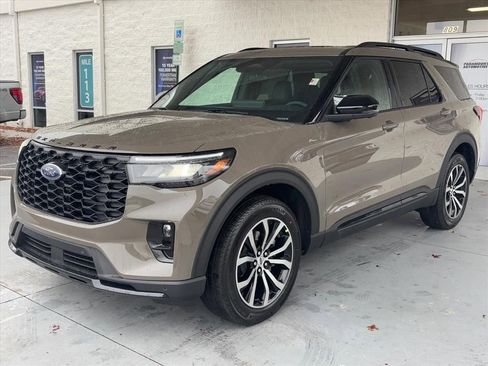 New 2026 Ford Explorer ST-Line image 23