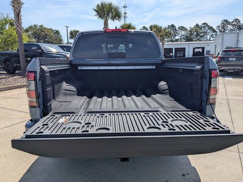 Used 2025 Nissan Frontier Pro-X w/ Pro Convenience Package RWD image 12