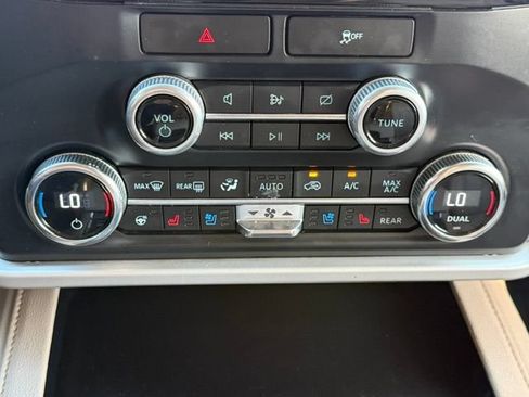 Certified 2022 Ford Expedition XLT RWD image 15