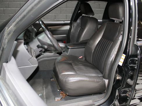 Used 2004 Mercury Marauder RWD image 47