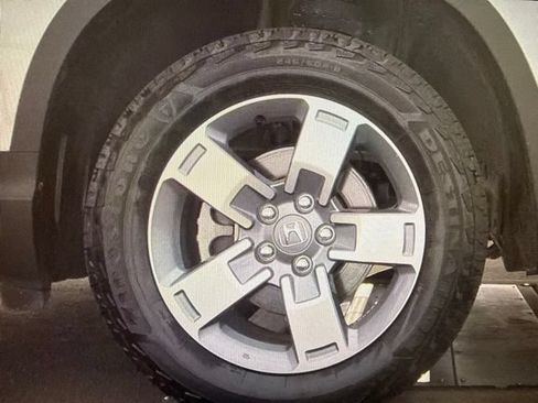 Used 2025 Honda Ridgeline RTL image 13