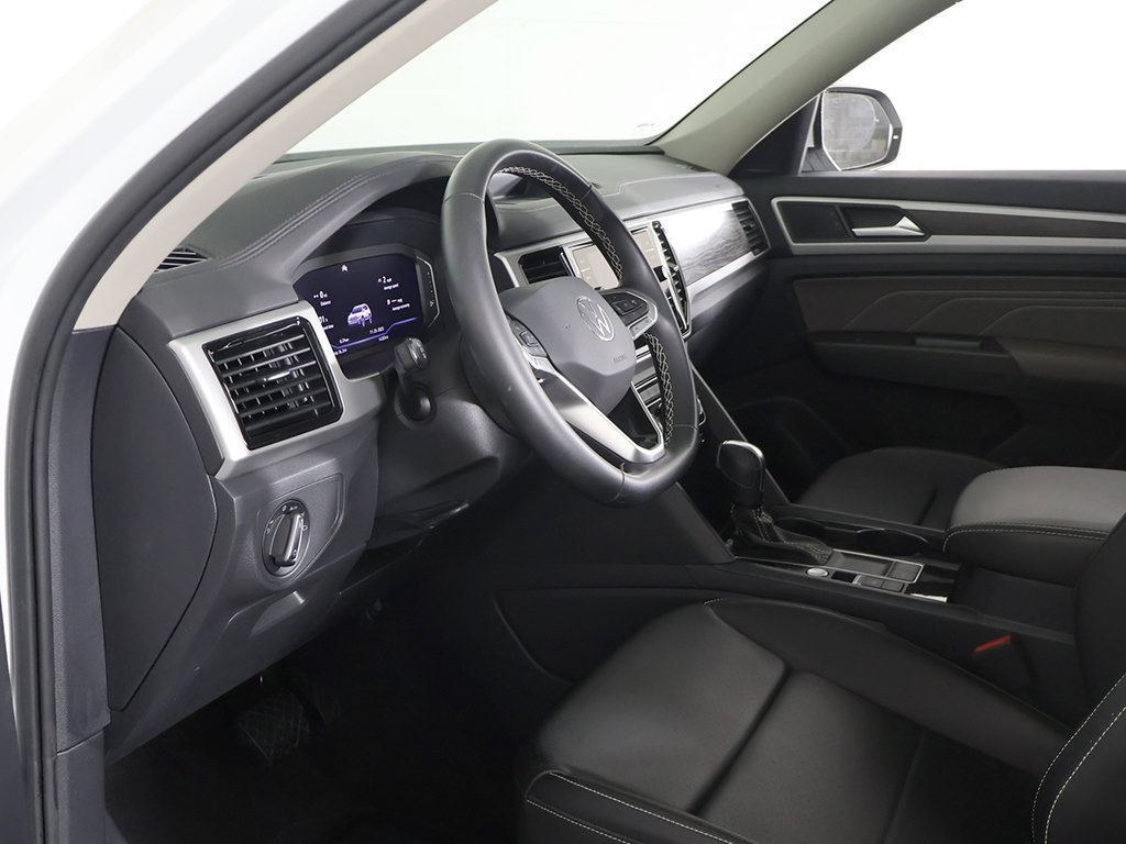 Used 2023 Volkswagen Atlas SE w/ Black Wheel Package FWD image 23