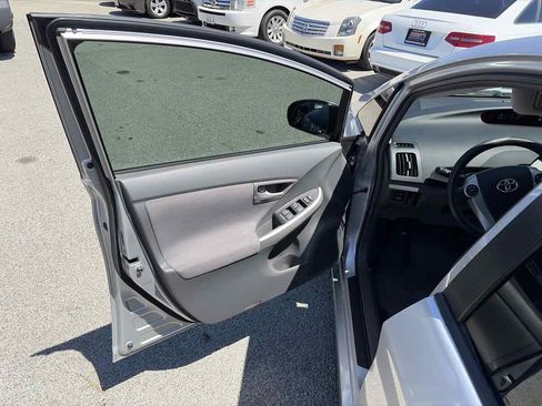 Used 2011 Toyota Prius Two FWD image 6