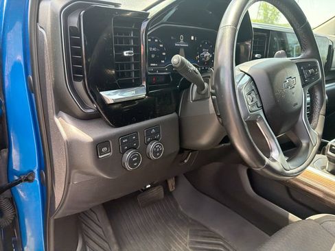 Used 2023 Chevrolet Silverado 1500 LT Trail Boss w/ Protection Package AWD/4WD image 19