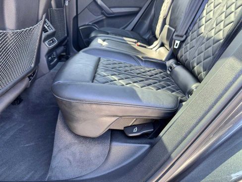 Used 2023 Audi SQ5 Premium Plus w/ Premium Plus Package image 35