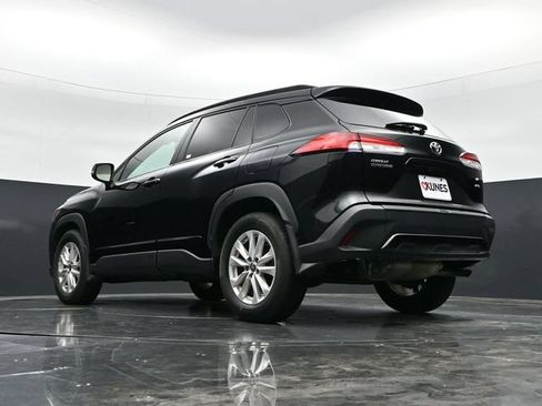 Used 2023 Toyota Corolla Cross LE w/ Moonroof Package AWD/4WD image 44