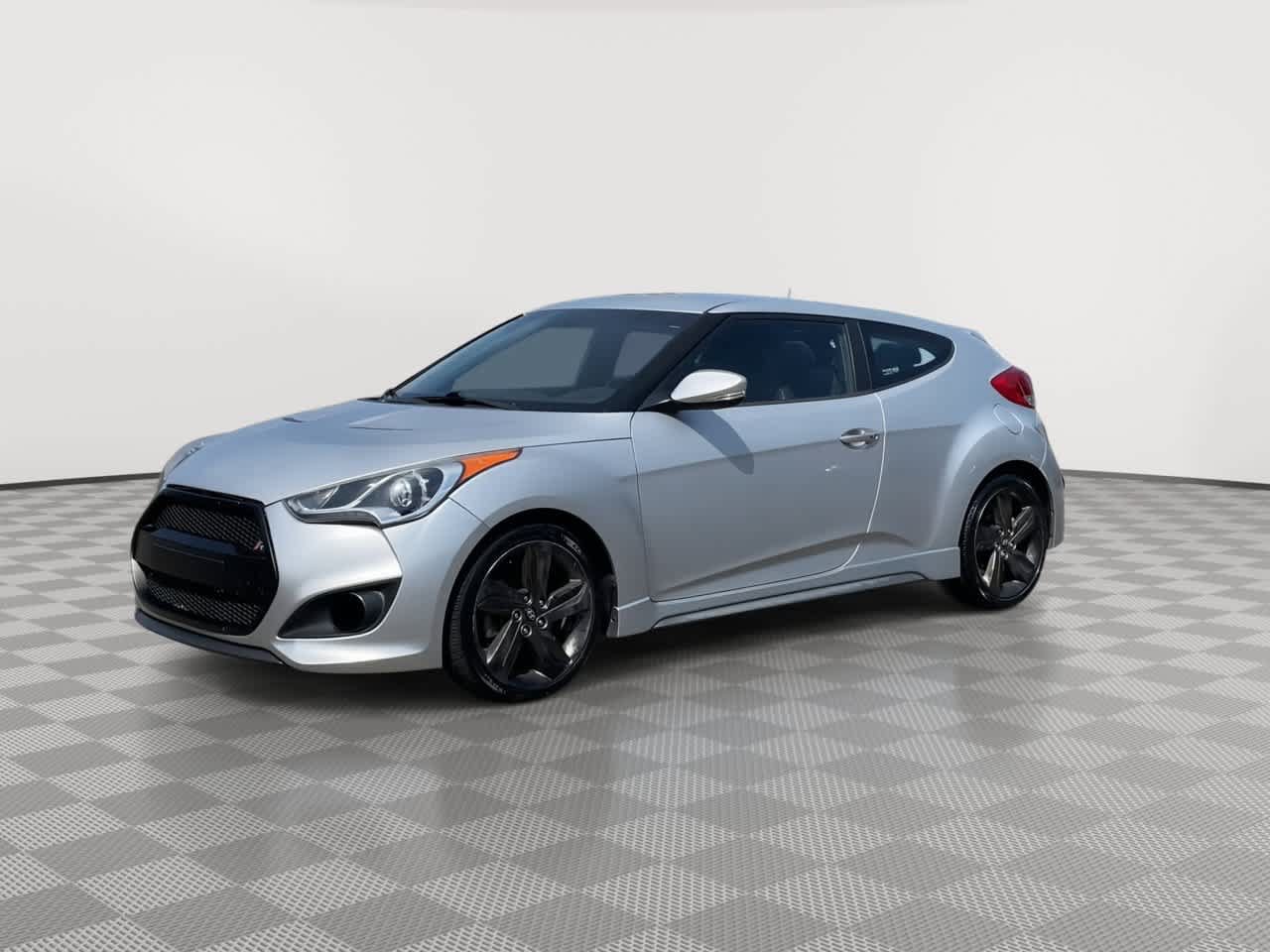 Used 2013 Hyundai Veloster Turbo FWD image 4