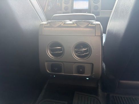 Used 2013 Ford F150 Platinum AWD/4WD image 5