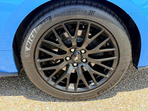 Used 2022 Ford Mustang GT w/ GT Performance Package RWD image 38