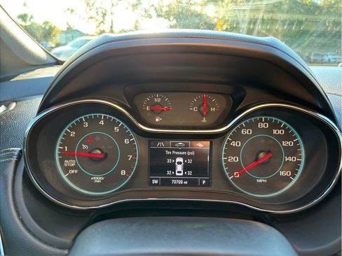 Used 2018 Chevrolet Cruze Premier w/ RS Package image 19