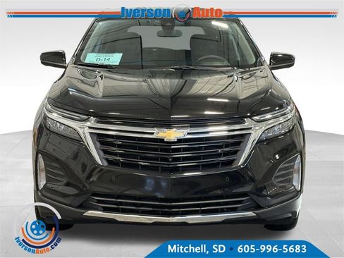 Used 2024 Chevrolet Equinox LT image 3