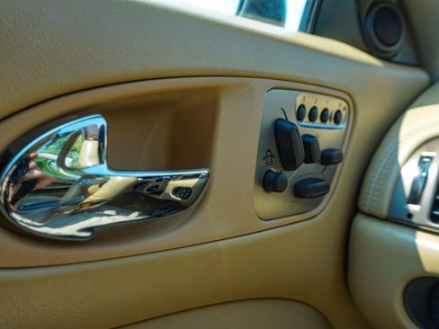 Used 2007 Jaguar XK Convertible RWD image 25