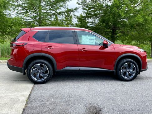 New 2026 Nissan Rogue SV w/ Cold Weather Package image 32
