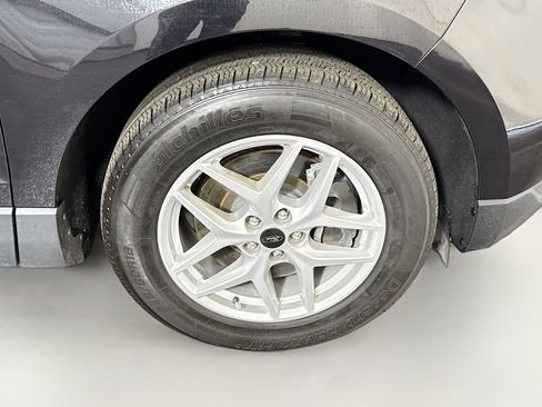 Used 2023 Ford Edge SEL image 32