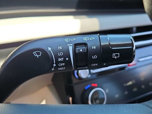 Used 2025 Hyundai Tucson SEL FWD image 25