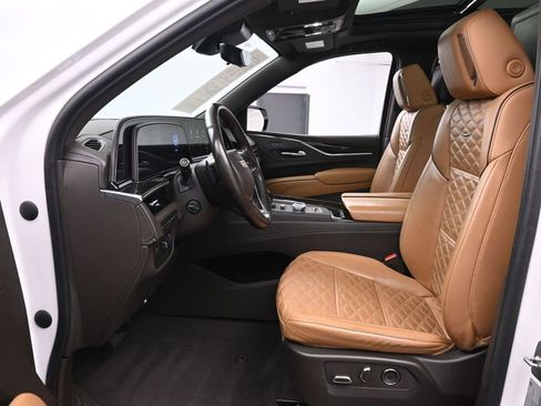 Used 2021 Cadillac Escalade Premium Luxury w/ Driver Assist Tech Package image 12