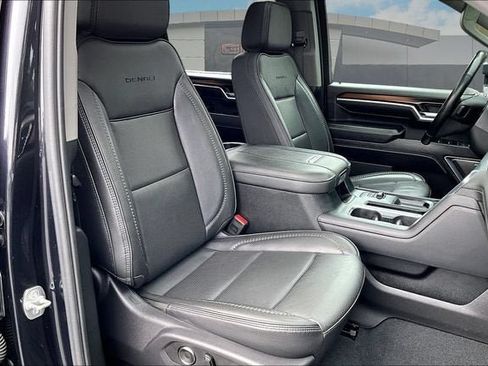 Certified 2025 GMC Sierra 3500 Denali w/ Denali Reserve Package AWD/4WD image 7