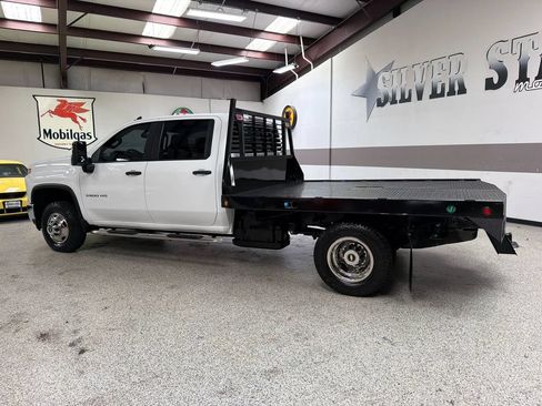 Used 2023 Chevrolet Silverado 3500 W/T w/ WT Convenience Package AWD/4WD image 4