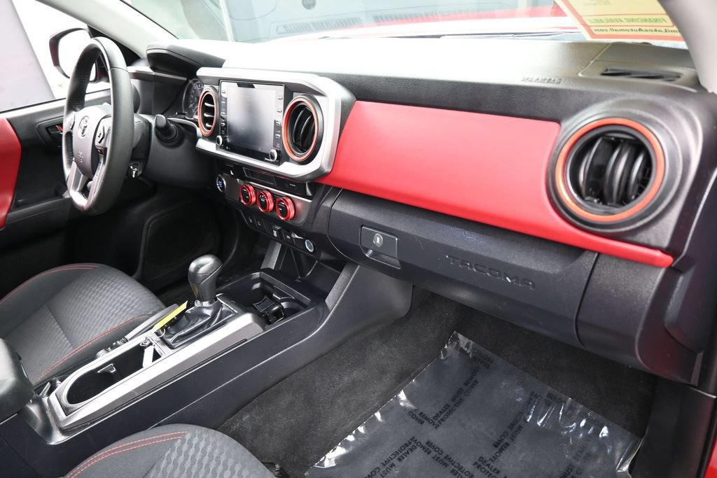 Used 2023 Toyota Tacoma SR5 w/ Technology Package RWD image 41