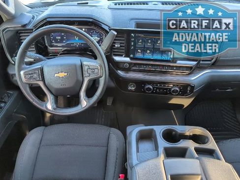 Used 2023 Chevrolet Silverado 1500 LT image 4