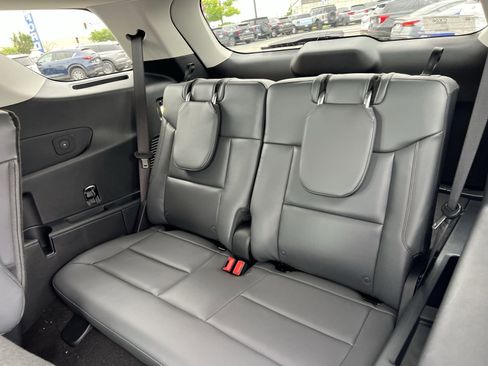 New 2026 Ford Explorer Active w/ Active Comfort Package AWD/4WD image 25
