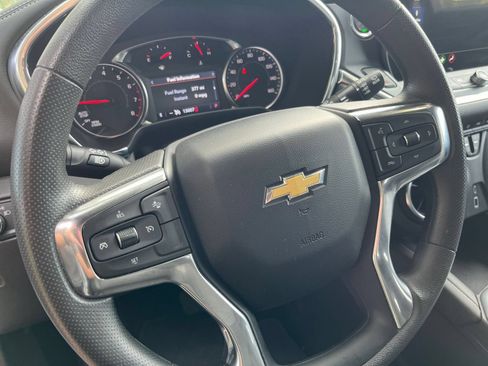 Used 2026 Chevrolet Blazer LT FWD image 23
