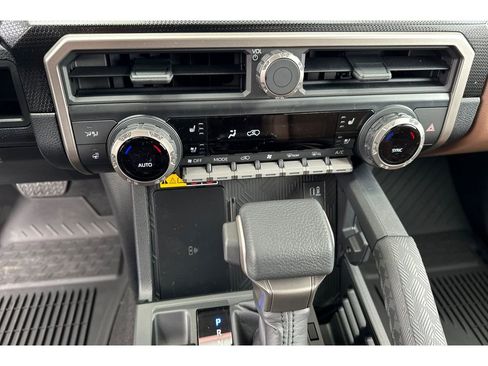 New 2026 Toyota 4Runner Limited image 24