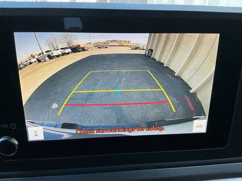 Used 2024 Toyota Tacoma TRD Sport image 16