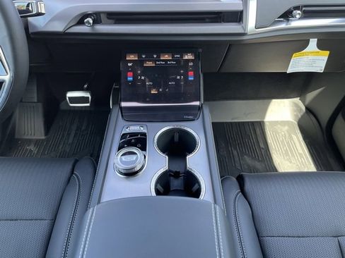 New 2026 Cadillac Vistiq Sport w/ LPO, Floor Liner Package image 18