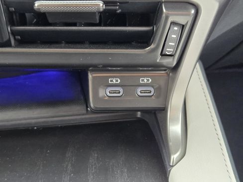 Used 2025 Lexus RX 350 Premium Plus w/ Accessory Package (Z1) FWD image 17