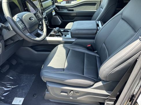 New 2025 Ford F150 Lariat w/ Equipment Group 502A High image 9