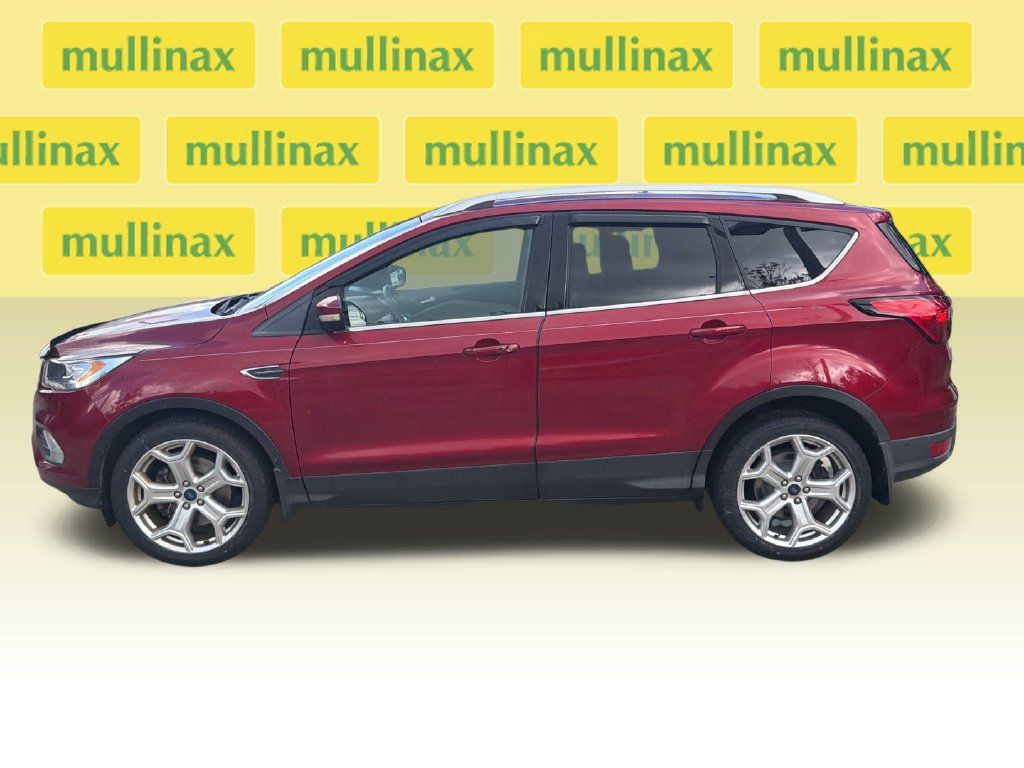 Used 2019 Ford Escape Titanium FWD image 10
