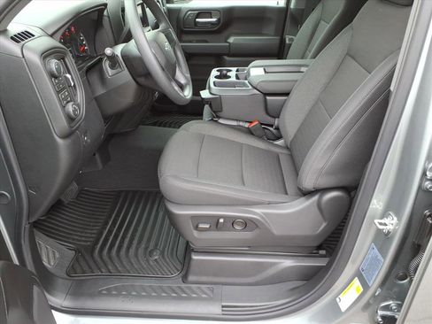New 2026 Chevrolet Silverado 2500 Custom w/ Custom Value Package AWD/4WD image 10