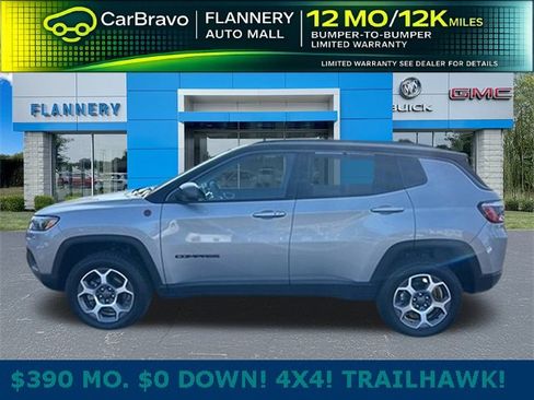 Used 2022 Jeep Compass Trailhawk image 3